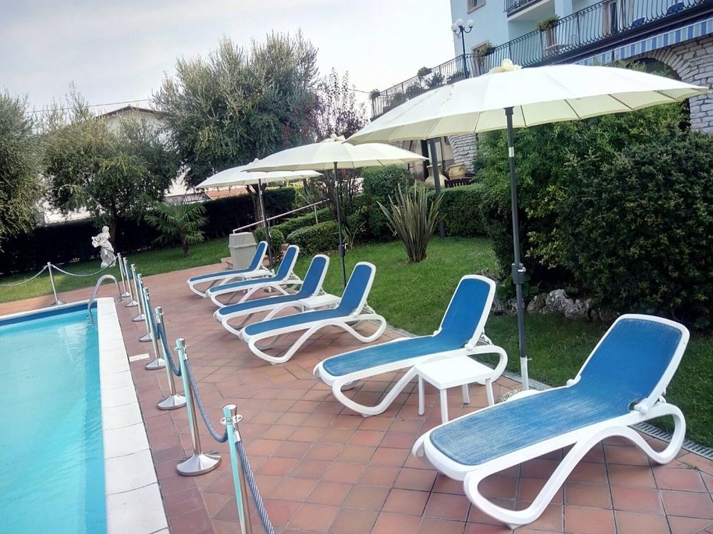 פסקיארה דל גארדה Hotel Oceano מראה חיצוני תמונה