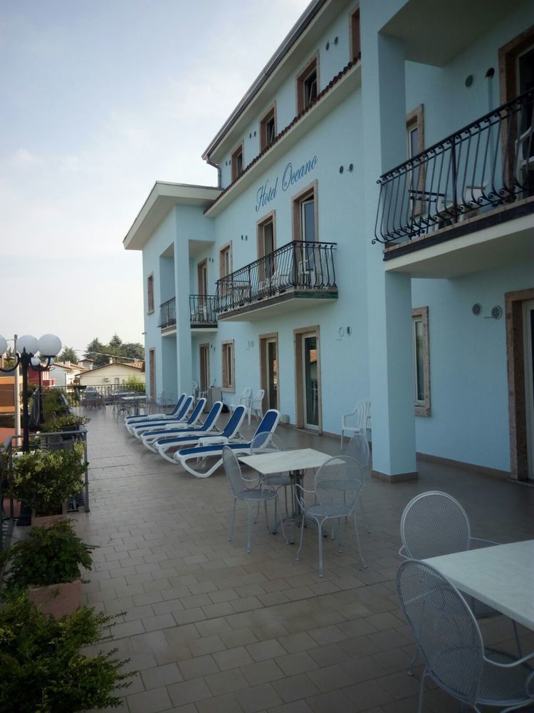פסקיארה דל גארדה Hotel Oceano מראה חיצוני תמונה