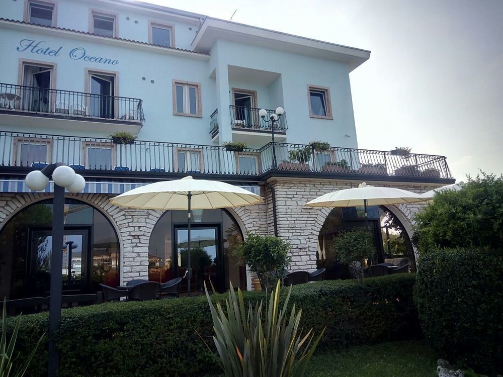 פסקיארה דל גארדה Hotel Oceano מראה חיצוני תמונה