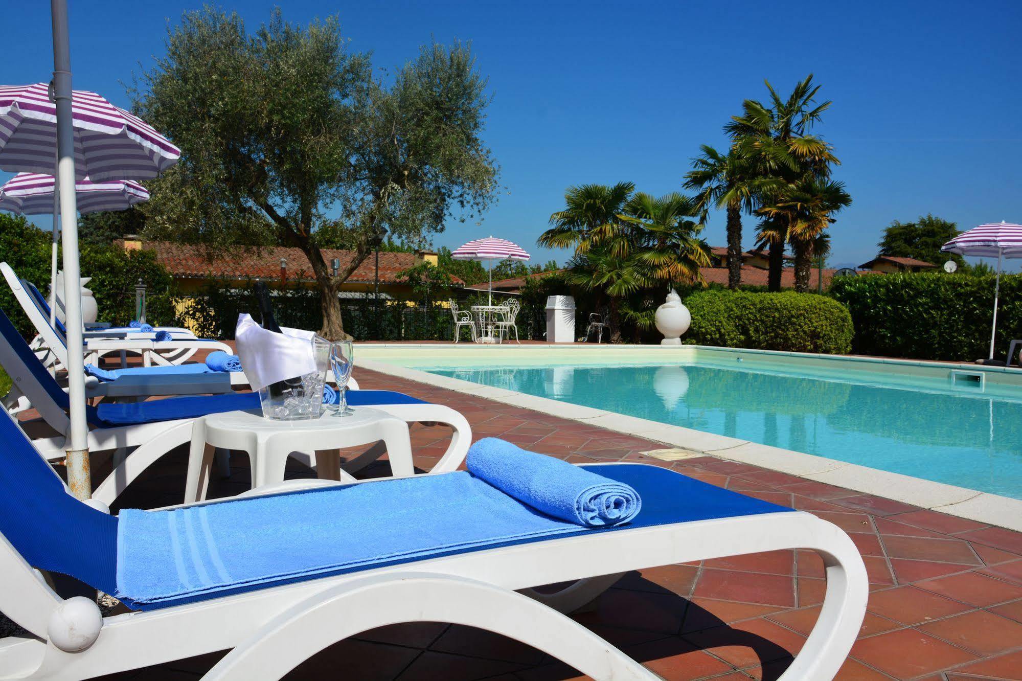 פסקיארה דל גארדה Hotel Oceano מראה חיצוני תמונה